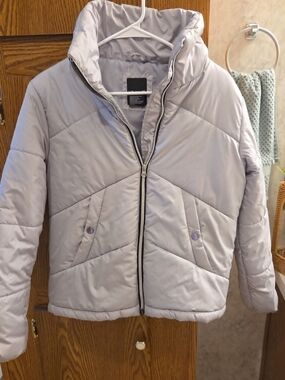 Women's Light Gray Puffer Jacket - Quilted Winter Coat